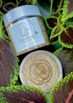 မြကြည်သာ_Sandalwood Scrub Collection#