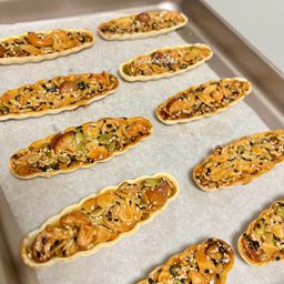 Nutty Boat (12pcs/box) ⛵️