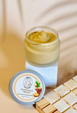 မြကြည်သာ_သနပ်ခါး Cream