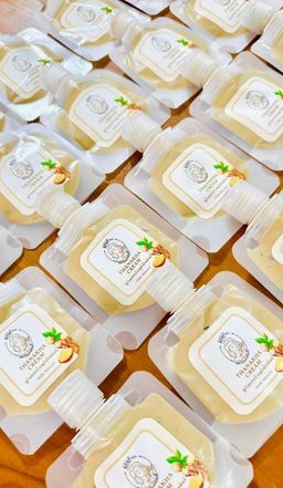 မြကြည်သာ_သနပ်ခါး Cream