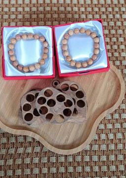 မြကြည်သာ_နံ့သာလက်ပတ် Collection