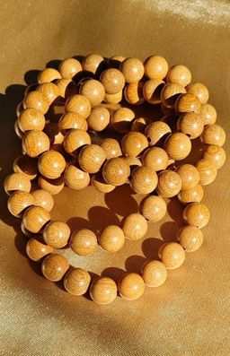 မြကြည်သာ_နံ့သာလက်ပတ် Collection