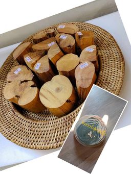 မြကြည်သာ_နံ့သာတုံး Collection