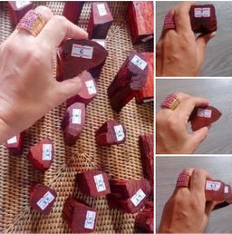 မြကြည်သာ_နံ့သာတုံး Collection