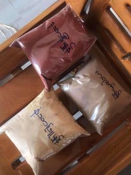 မြကြည်သာ_နံ့သာမှုန့် Collection 