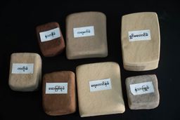 မြကြည်သာ_သနပ်ခါး လက်သွေးခဲ Collection