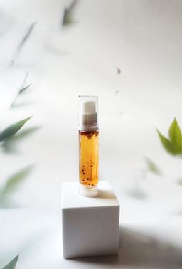 မြကြည်သာ_Sandalwood Face Oil 