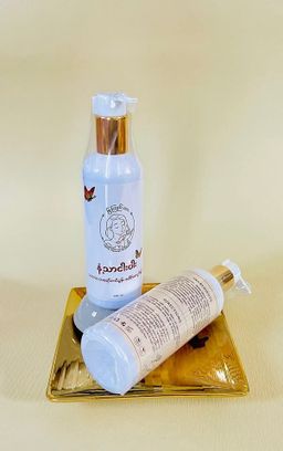 မြကြည်သာ_နံ့သာငါးပါး ခေါင်းလျှော်ရည်