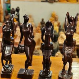 မြကြည်သာ_နံ့သာပန်းပုရုပ်စုံ #