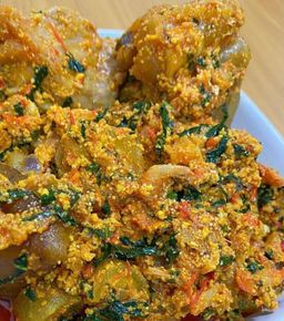 32 portions of Egusi soup served in 10 litres plastic container