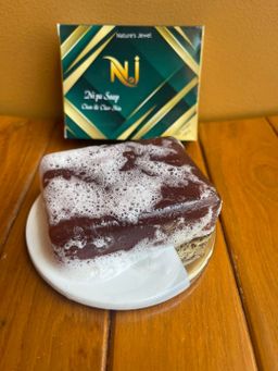 Nature`s Jewel_ဓနိဖူး မျက်နှာသစ်ဆပ်ပြာ