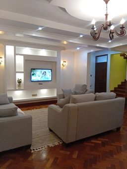 3 or 4 Bedroom AirBnB in VillaView Naivasha