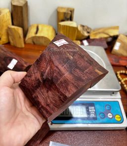 Shwe Sandalwood_အိန္ဒိယနံ့သာနီ 