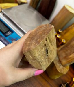 Shwe Sandalwood_နံ့သာဖြူ