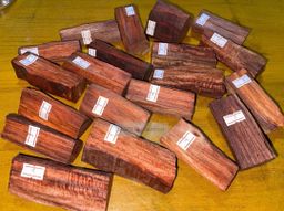 Shwe Sandalwood_အိန္ဒိယနံ့သာနီ 