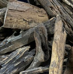 Shwe Sandalwood_ကရမက်