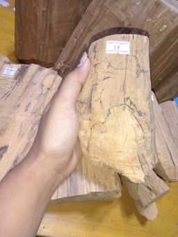 Shwe Sandalwood_ကရမက်