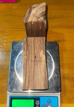 Shwe Sandalwood_ကရမက်