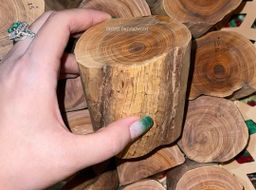 Shwe Sandalwood_ဩစတေးလျ တောင်နံကတိုး