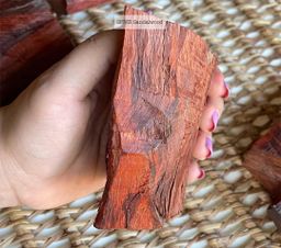 Shwe Sandalwood_အိန္ဒိယနံ့သာနီ 