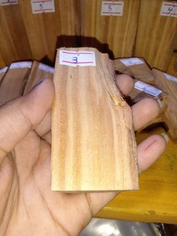 Shwe Sandalwood_နံ့သာဖြူ