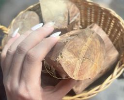 Shwe Sandalwood_နံ့သာဖြူ