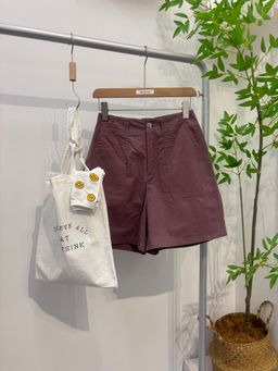 宽松好版型 紫色休闲短裤【好特别的颜色喔！】