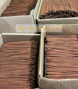 Shwe Sandalwood_နံ့သာအမွှေးတိုင် Collection 