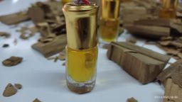 Shwe Nathar_နံ့သာဆီ Collection 