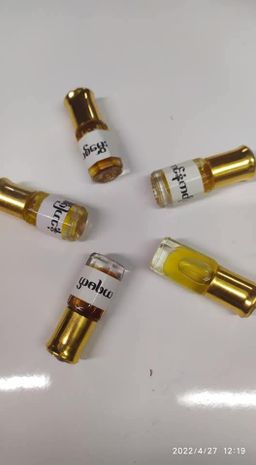 Shwe Nathar_နံ့သာဆီ Collection 