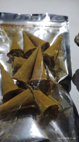 Shwe Nathar_နံ့သာဆနွင်း အမွှေးခဲ