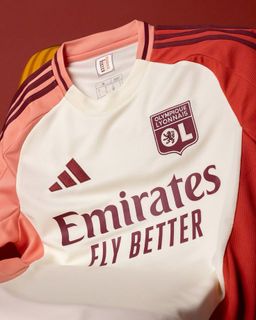 Olympique Lyon  24/25     