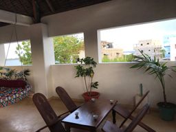 1 bedroom beachfront apartment available in Lamu Bed and breakfast