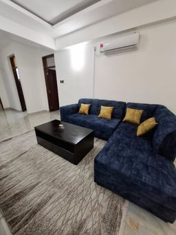 2 Bedroom Sea View Apartment Mombasa CBD right behind DT Dobie on Moi Avenue 