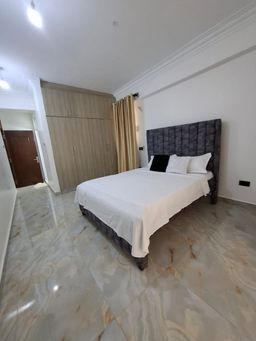 2 Bedroom Sea View Apartment Mombasa CBD right behind DT Dobie on Moi Avenue 