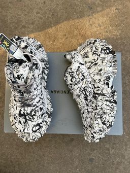 BALENCIAGA BOUNCER 