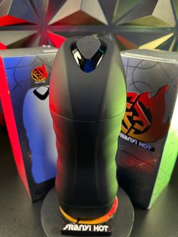 Masturbador Plus con succión de pené y vibración 