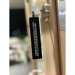 Enjoy The Moment 今を楽しむ Key Tag Keychain