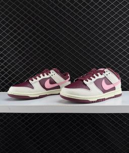 NIKE DUNK LOW RETRO Prm Valentine’s Day