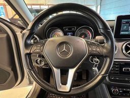 Mercedes-Benz GLA 2015