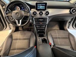 Mercedes-Benz GLA 2015
