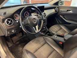 Mercedes-Benz GLA 2015