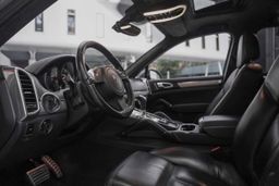 Porsche Cayenne TURBO 2010