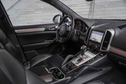 Porsche Cayenne TURBO 2010