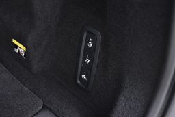 Volvo XC60 T8 R-Design 2019