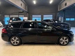 Peugeot 308 SW / 2015