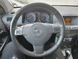 Opel Astra / 2007 