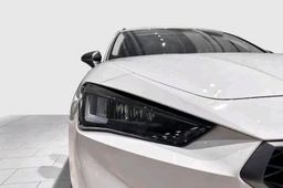 SEAT Léon Sportstourer / 2021