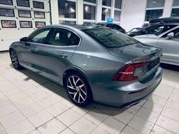 Volvo S60 T8 / 2020