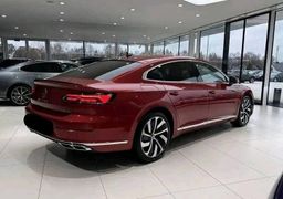 Volkswagen Arteon / 2021